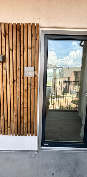 Moderne 3-værelses lejlighed med altan og panoramaudsigt - Photo 1