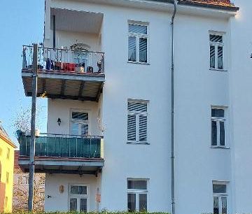 Komplett sanierte 2-Zimmer Wohnung, Terrasse und neue Einbaküche - Foto 4