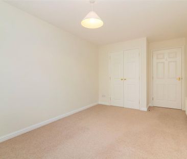 3 bedroom apartment to rent - Photo 4