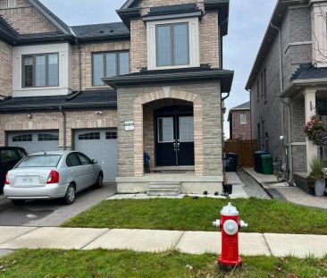 85 COBRIZA CRESCENT - Photo 2