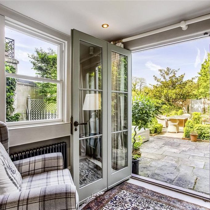 5 bedroom terraced house to rent - Photo 1