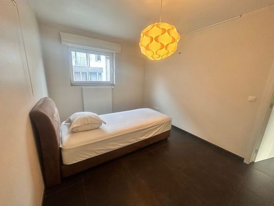 Gezellig 2 slaapkamer appartement in hartje Roeselare! - Foto 1