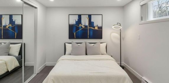 Appartement Renove dans le centre de Chateauguay - Photo 2