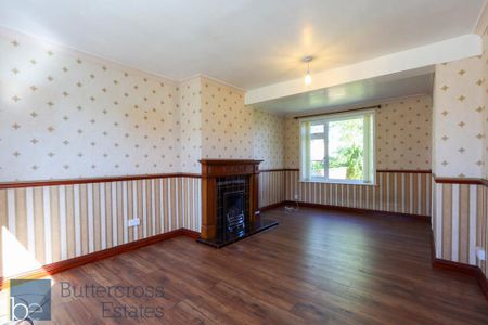 3 bedroom semi-detached house to rent - Photo 2