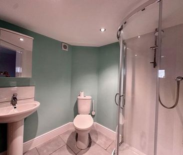 2 bedroom barn conversion to rent - Photo 1