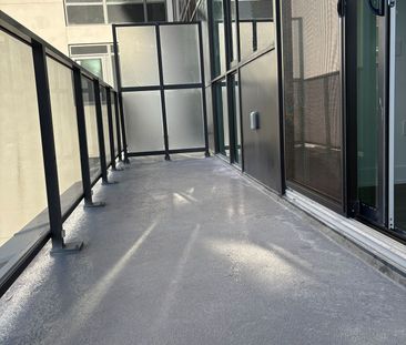 For Lease - 204 Burnhamthorpe Road Unit# 311, Mississauga, Ontario - Photo 3