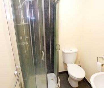 Flat 5, 24 Cromwell Road, Botanic, Belfast, BT7 1JW - Photo 1