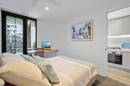 Bright One Bedroom with amazing building facilities! - Photo 5