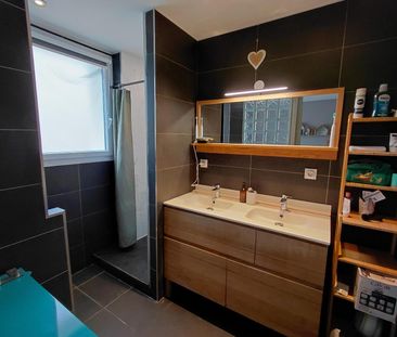 Location Appartement 2 pièces 62m² VILLEURBANNE 69100 - Photo 3