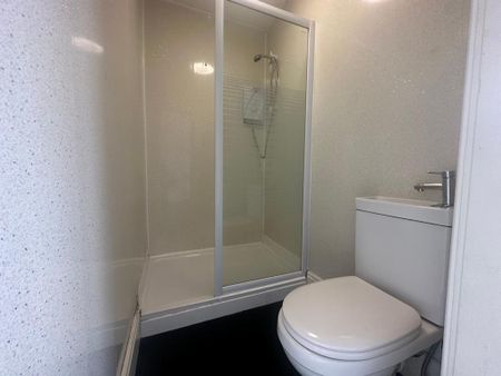 Studio to rent - Photo 5