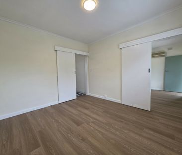 Easy Living in Welland! - Photo 2