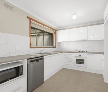 21 Iona Drive, Sebastopol - Photo 5