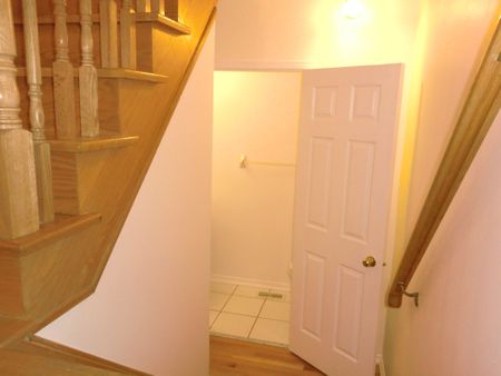 For Lease - 32 Leitch Avenue, Toronto, Ontario - Photo 3