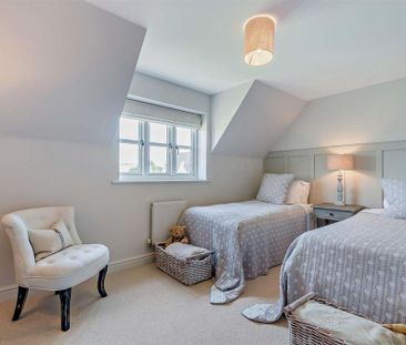 4 bedroom house to rent - Photo 1