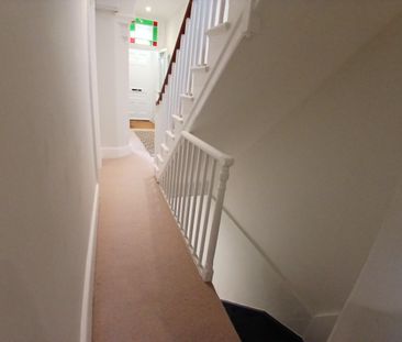 Spencer Square, Ramsgate - Photo 2