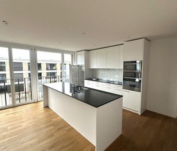 Modern 4.5-room apartment in Root - Photo 2