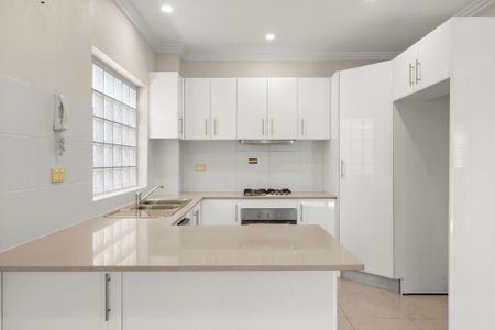 Spacious & Conveniently Located Townhouse - Photo 3