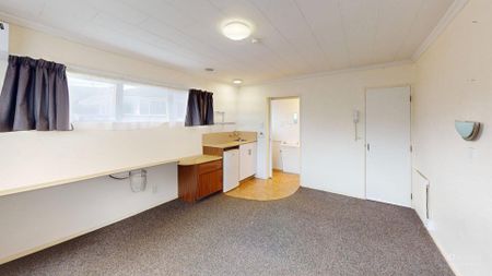 West End - 1 Bedroom - Photo 5