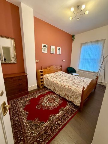 2 Bed Flat, Edith Road, W14 - Photo 4