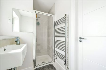 3 bedroom detached house to rent - Photo 5