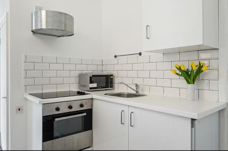 Studio Flat, Glenmore Rd, NW3 - Photo 3