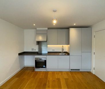 Regent House, Basildon, Property for rent - Photo 1