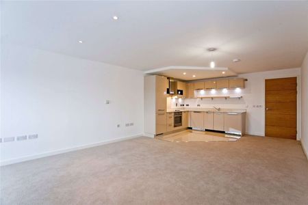 A sought after two bedroom luxury apartment with off street parking. - Photo 3