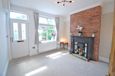 2 bedroom terraced house to rent - Photo 4