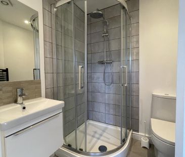 3 bedroom end of terrace house to rent - Photo 5