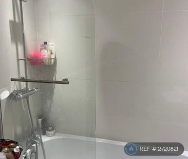 1 bedroom in a house share to rent - Photo 6