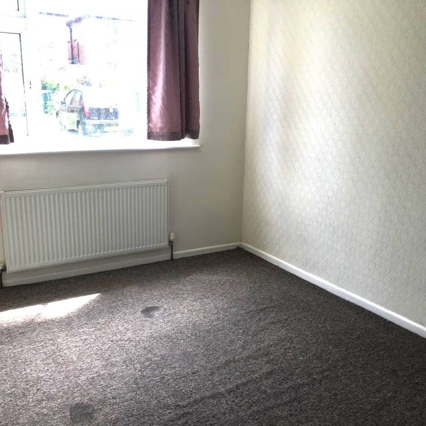 Sunnybank Avenue, Stonehouse Estate, Coventry, CV3 4DQ - Photo 1