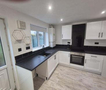 2 bedroom house to rent - Photo 1