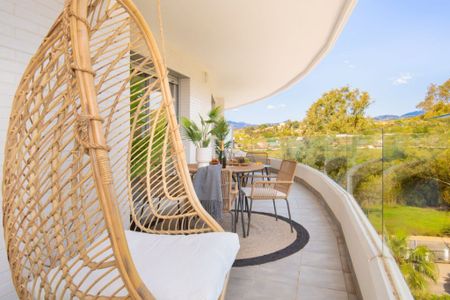 Luxury Flat for rent in Nueva Andalucia, Spain - Photo 4