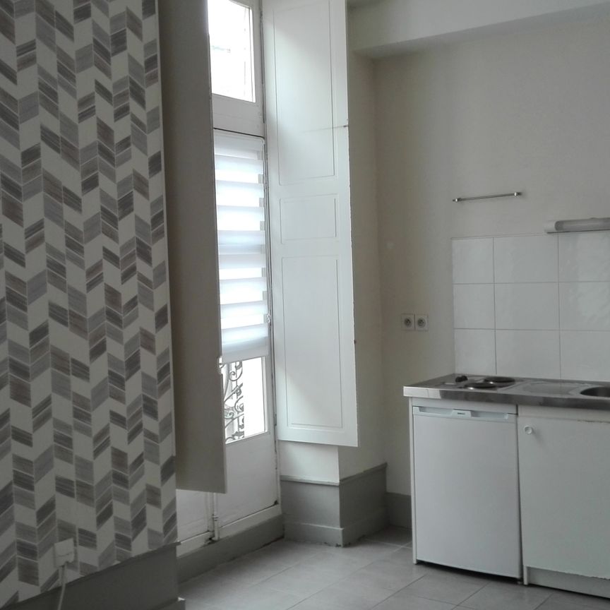 Joli T2 Quartier proche cathédrale - Photo 1