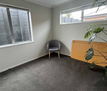 Park Up On Pense - Photo 1