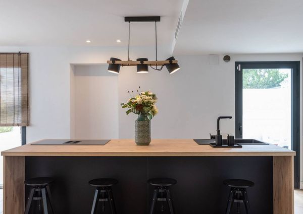 3 bedroom luxury Villa for rent in Nueva Andalucia, Spain