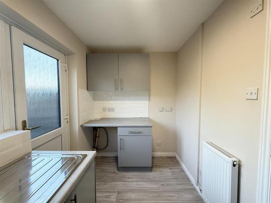 1 bedroom end of terrace house to rent - Photo 1