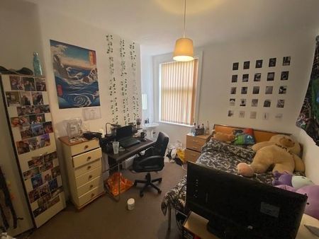 6 bedroom private hall to rent - Photo 5