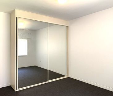 5/18 Church Street, North Wollongong, NSW 2500 - Photo 4