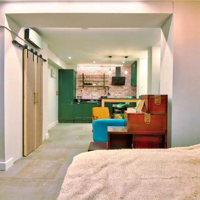 Studio to rent - Photo 1