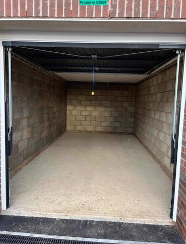 3 bedroom end of terrace house to rent - Photo 4