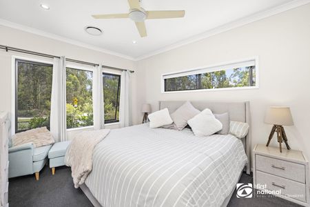 STUNNING FAMILY HOME IN BEAUTIFUL KINROSS ESTATE - Photo 4