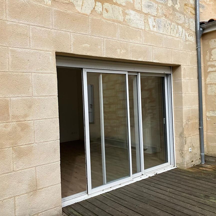 33450 SAINT-LOUBES - APPARTEMENT T3 AVEC JARDINET - Photo 1