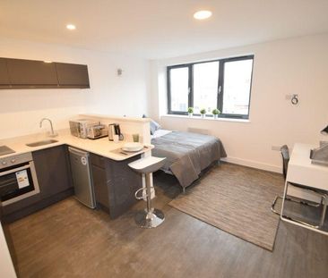 Studio to rent - Photo 3