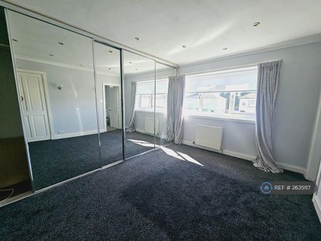 5 bedroom semi-detached house to rent - Photo 5