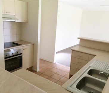 13 Goldvilla Drive, Elanora QLD - Photo 4