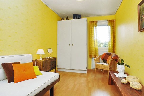 Skälbyvägen, Järfälla - Photo 1