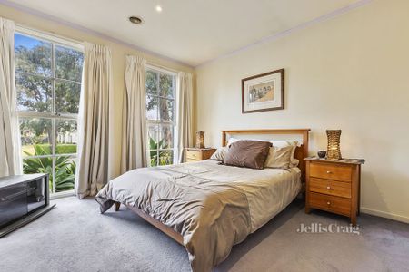 9 The Quadrangle, Glen Waverley - Photo 5