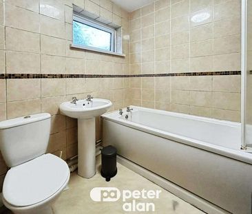 Woodside Court, Lisvane Road, Llanishen, CF14 - Photo 3