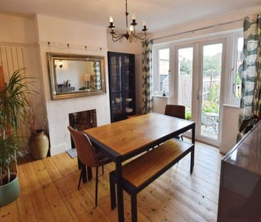4 bedroom semi-detached house to rent - Photo 2